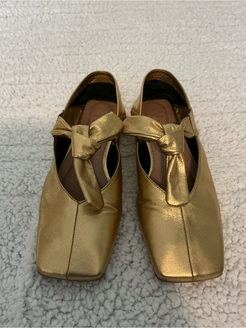 Vicenza Anthro 
 Gold Knot-Front Women’s Flats - Elegant Metallic Slip-On